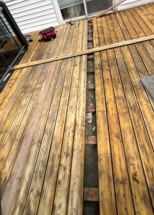 Deck Repair & Staining
